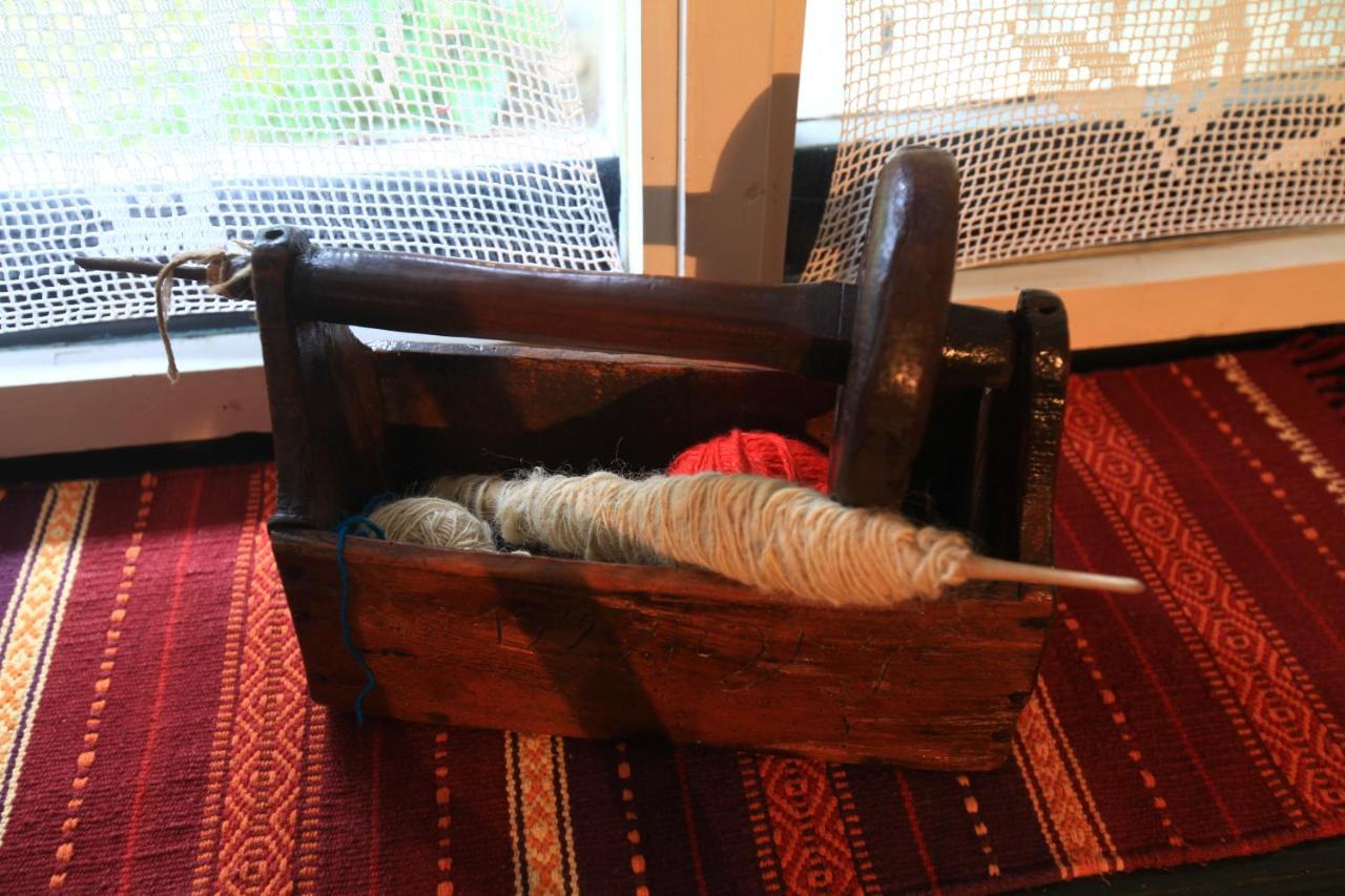 ホテル Iedera Casa De Familii 1 Pianu de Sus エクステリア 写真