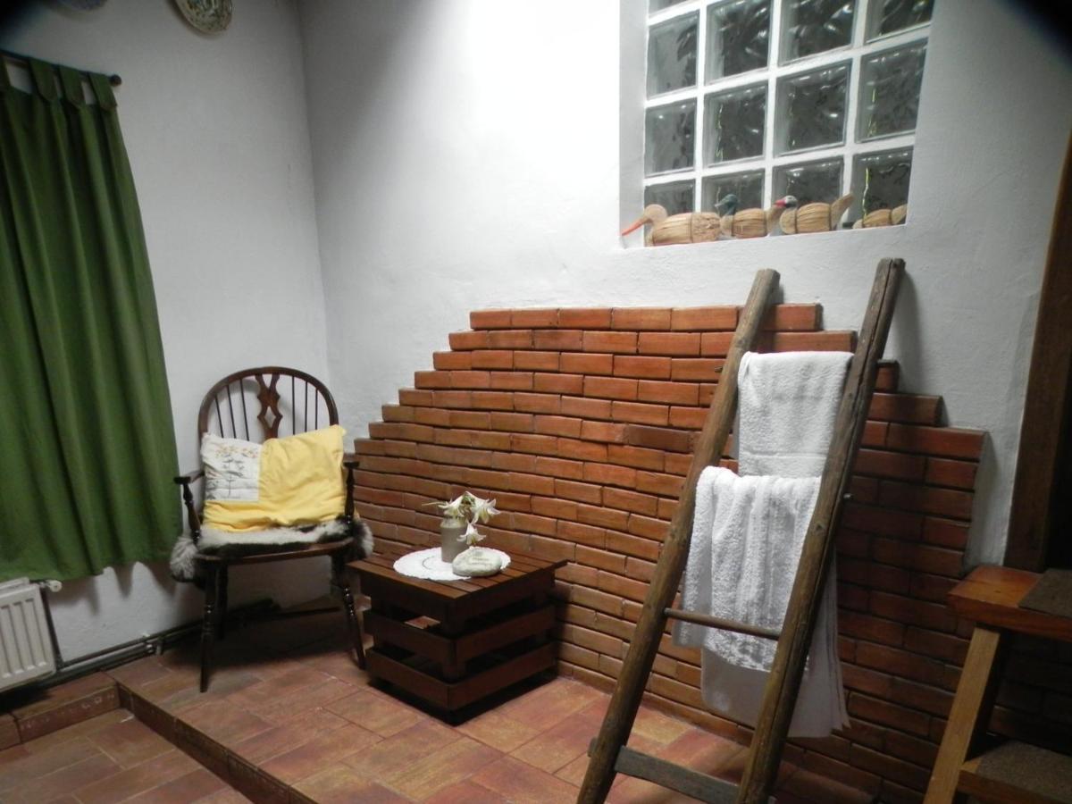 ホテル Iedera Casa De Familii 1 Pianu de Sus エクステリア 写真
