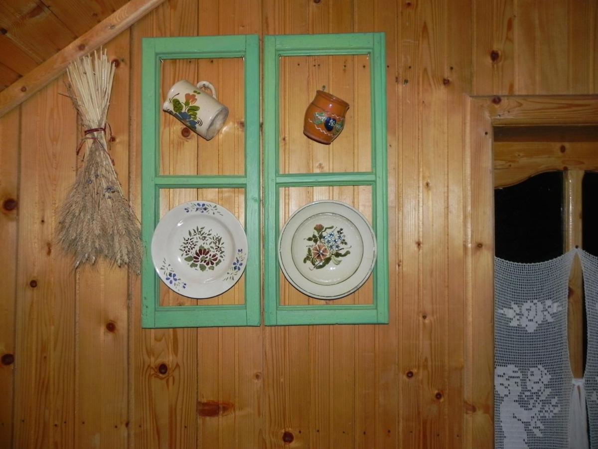 ホテル Iedera Casa De Familii 1 Pianu de Sus エクステリア 写真